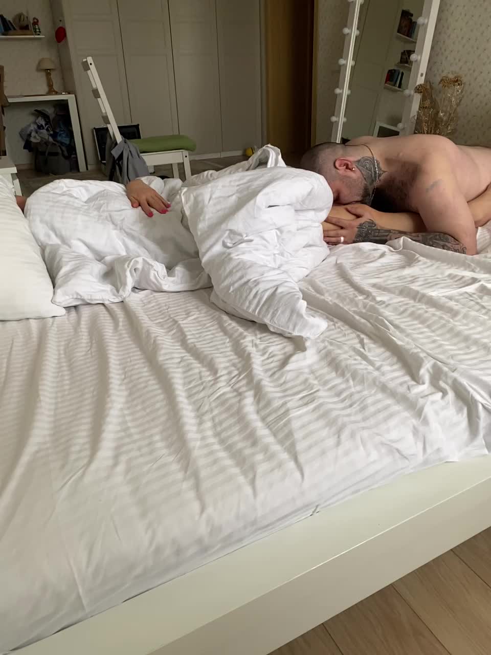 View or download file yugovi on 2024-10-12 from bongacams