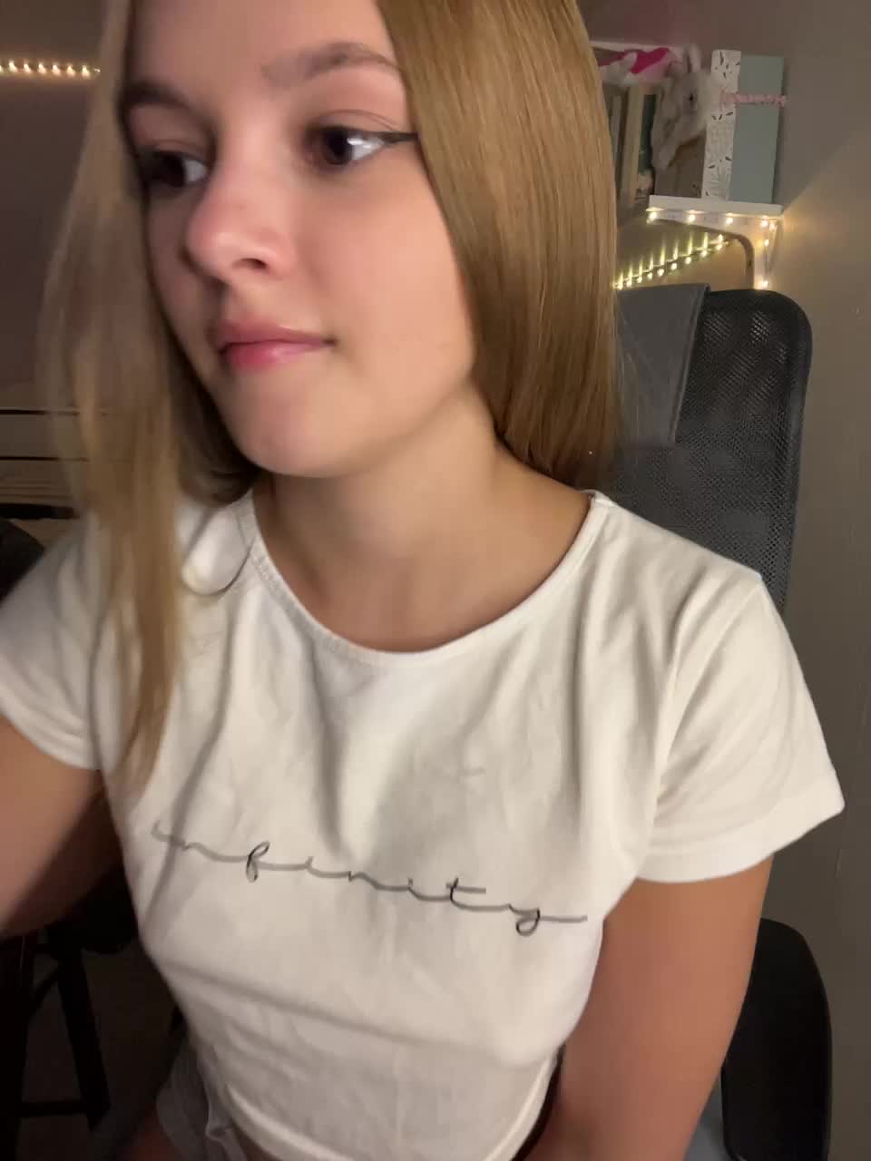 View or download file tenderpassion on 2024-10-13 from bongacams