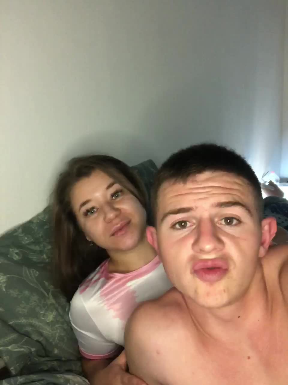 View or download file familysex21 on 2024-10-14 from bongacams