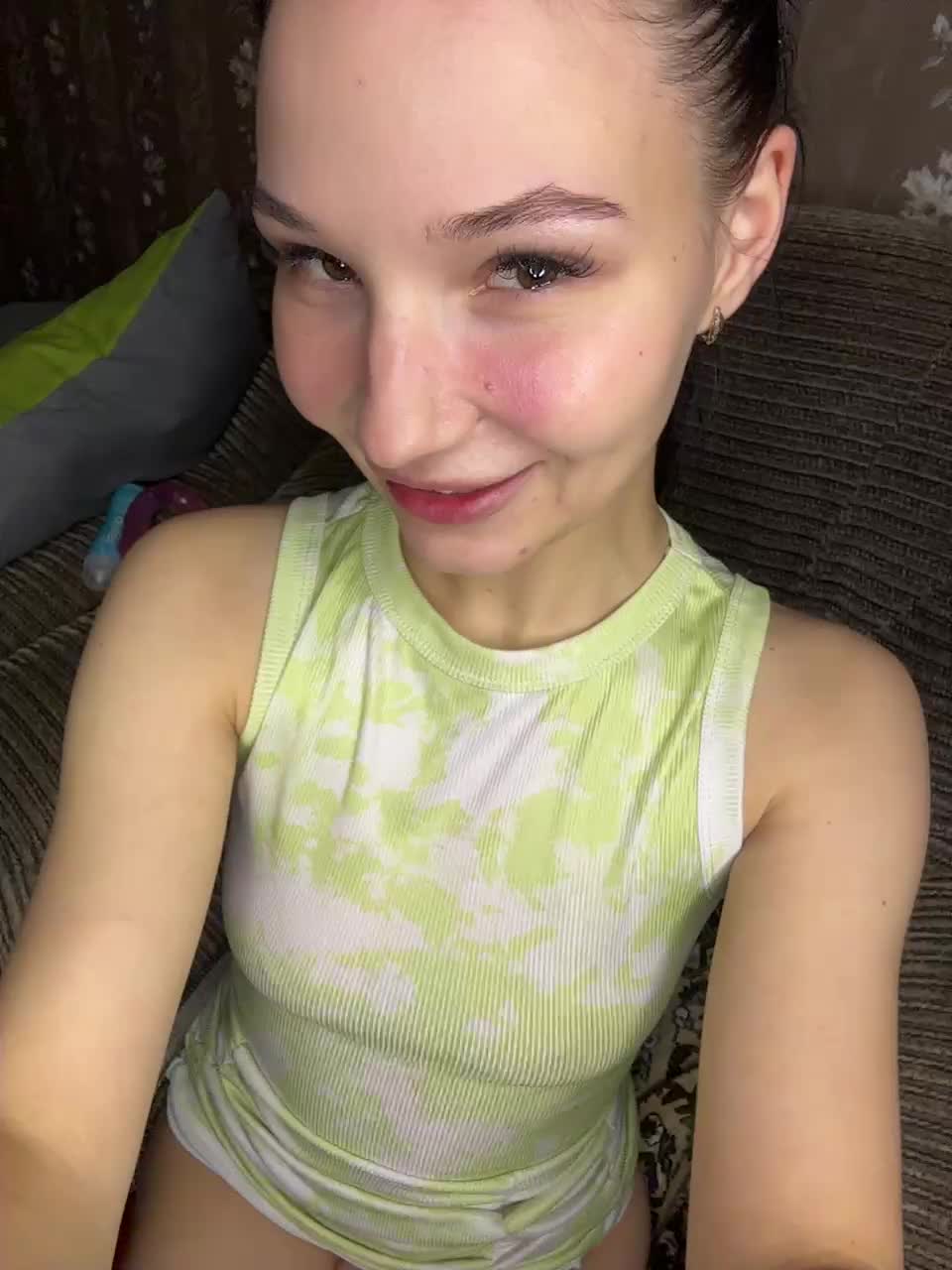 View or download file sweetiekittyy on 2024-10-15 from bongacams