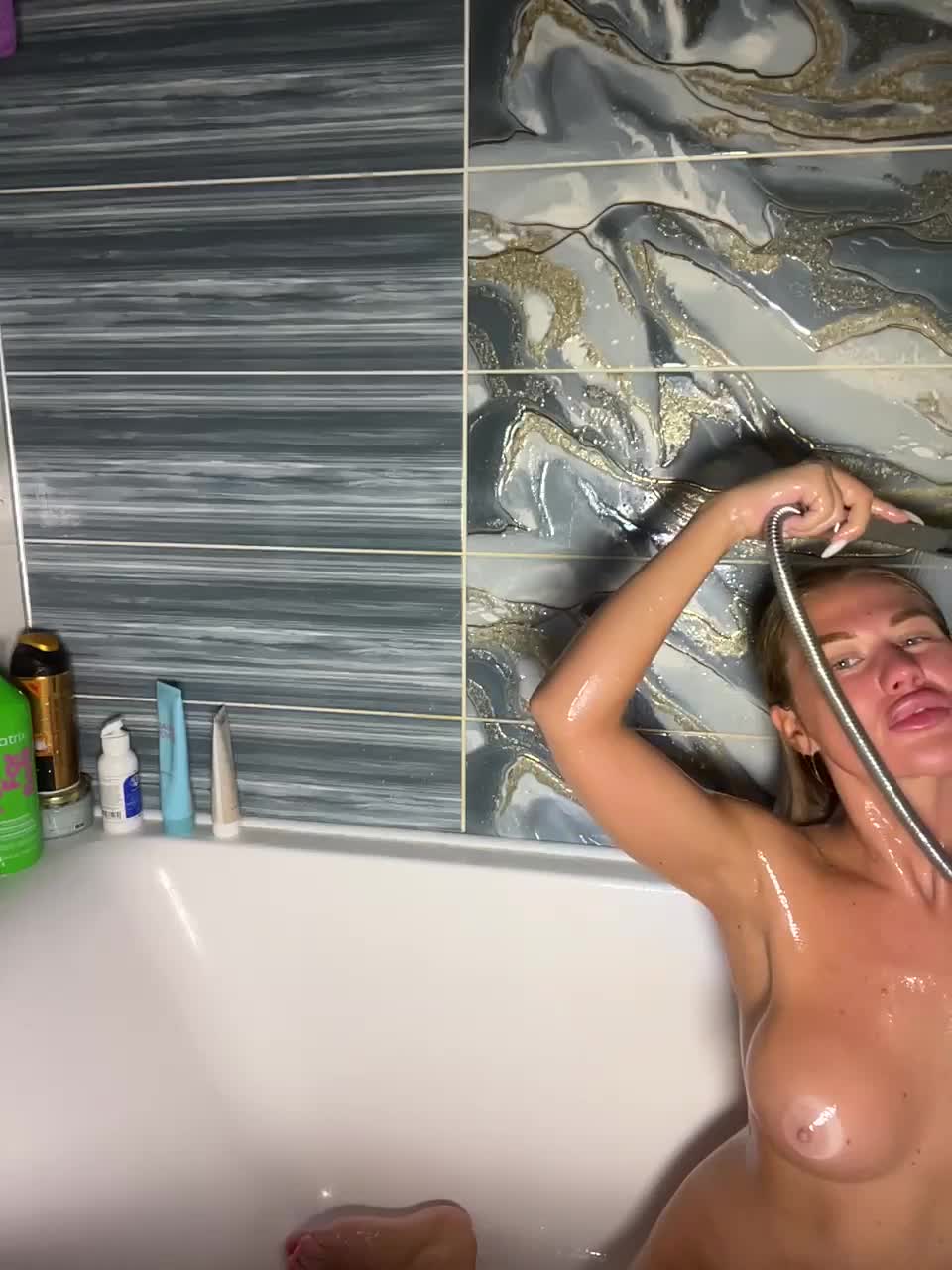 View or download file dianabeautyxxx on 2024-10-16 from bongacams