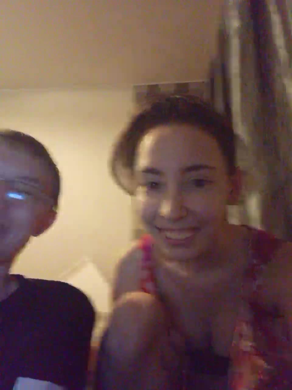 View or download file angelsgrup on 2024-10-17 from bongacams