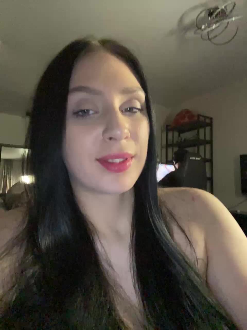 View or download file partynextnext on 2024-10-18 from bongacams