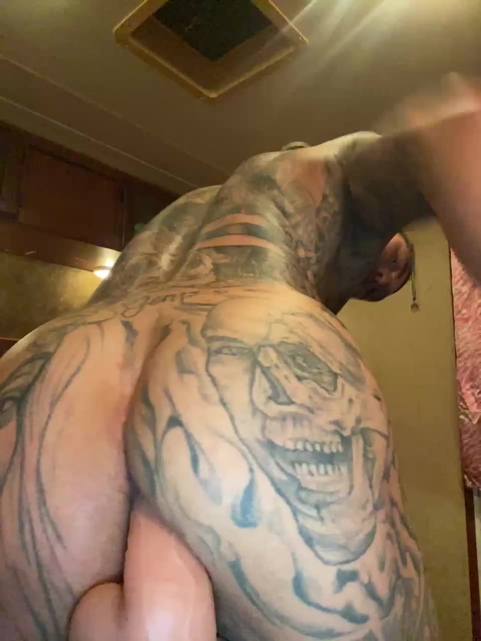 View or download file chow1490 on 2024-10-20 from bongacams