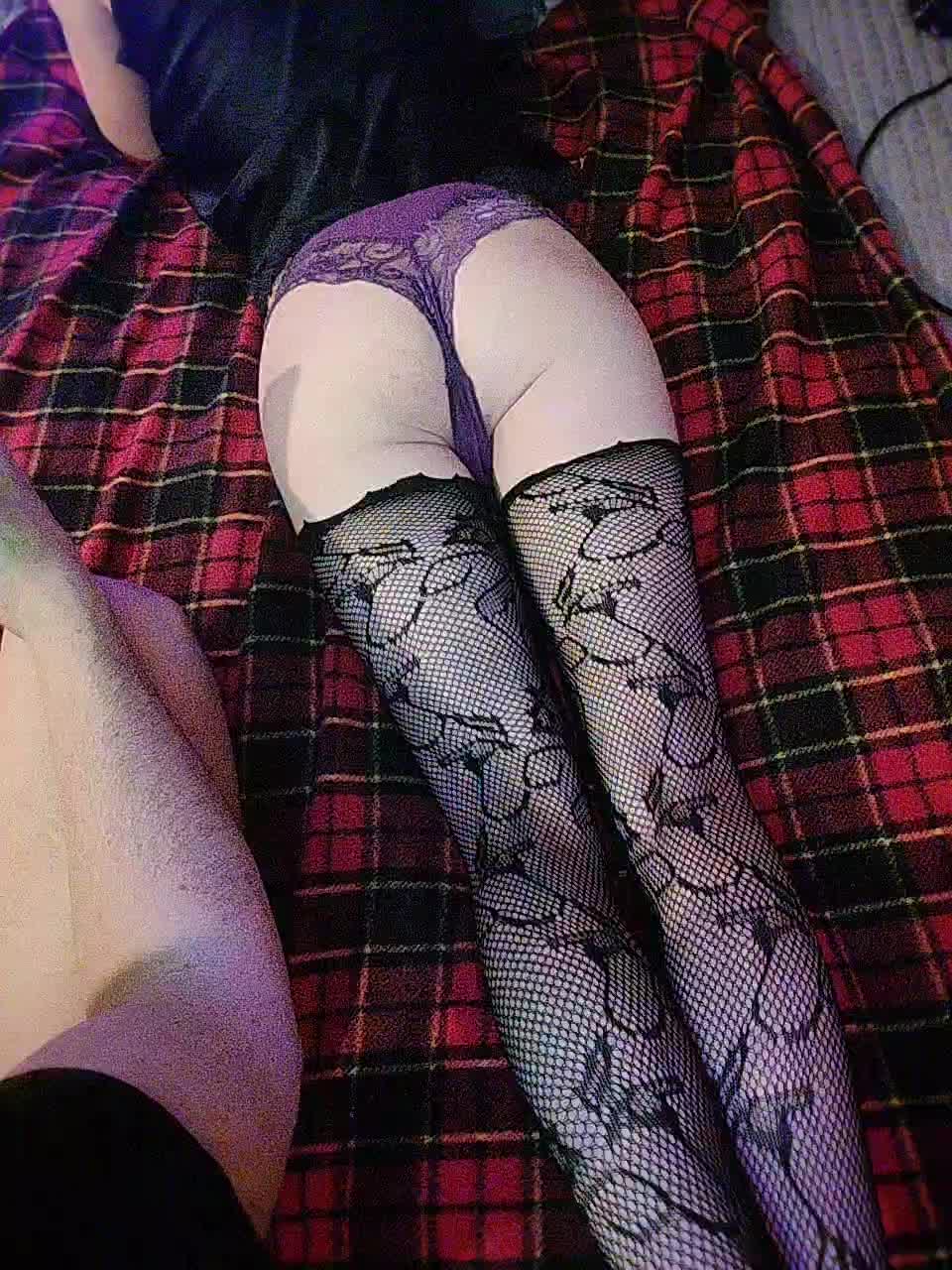 View or download file maybellin on 2024-10-20 from bongacams