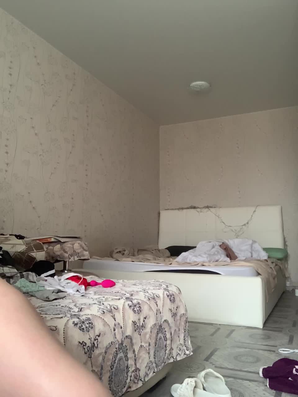 View or download file milaya8 on 2024-10-20 from bongacams