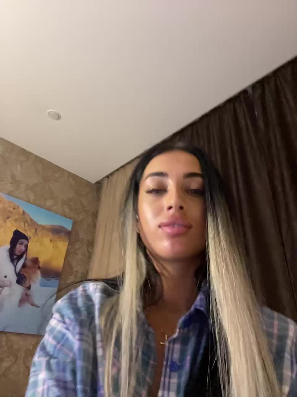 View or download file black_lexi1 on 2024-10-21 from bongacams