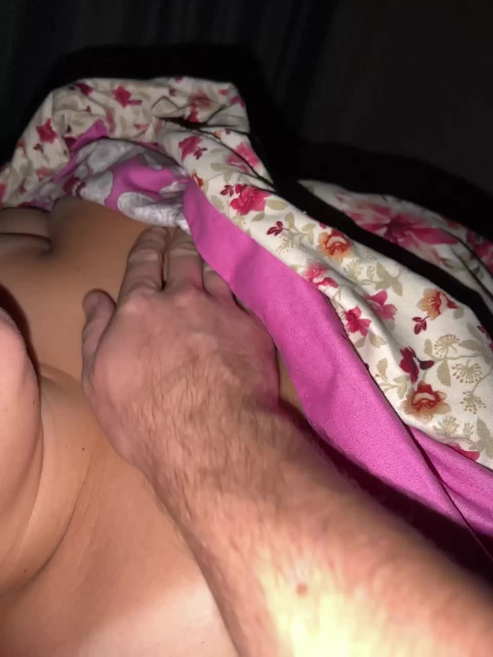 View or download file xkotikix on 2024-10-23 from bongacams