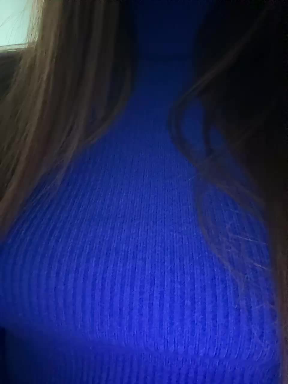 View or download file alliina_leee on 2024-10-24 from bongacams