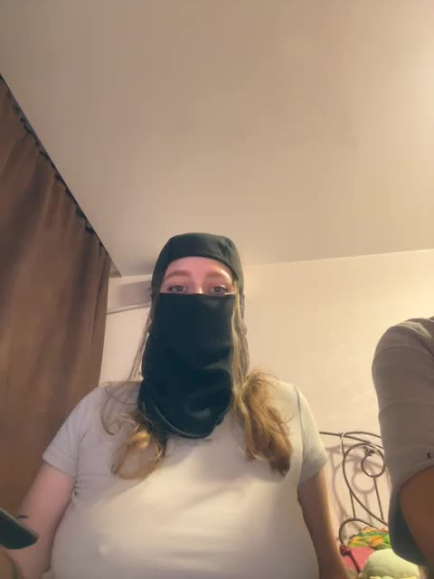 View or download file smokirous on 2024-10-24 from bongacams