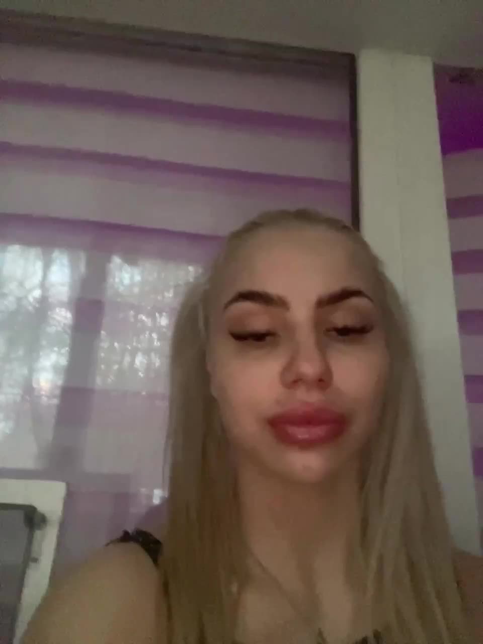 View or download file aresandafina on 2024-10-25 from bongacams