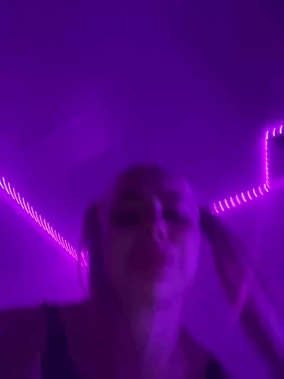 View or download file aresandafina on 2024-10-25 from bongacams