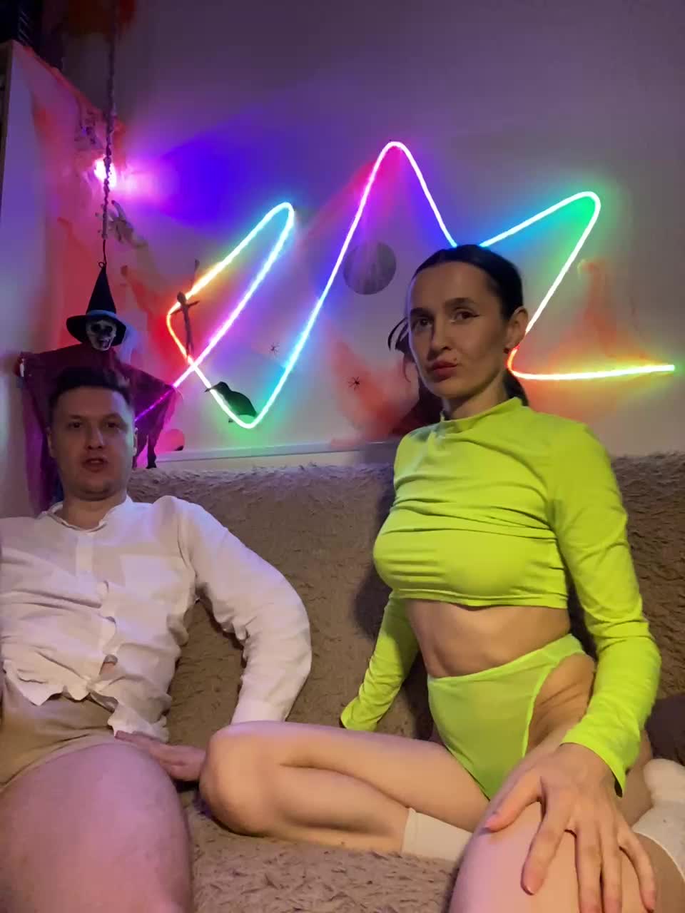 View or download file sabrinasmith on 2024-10-27 from bongacams