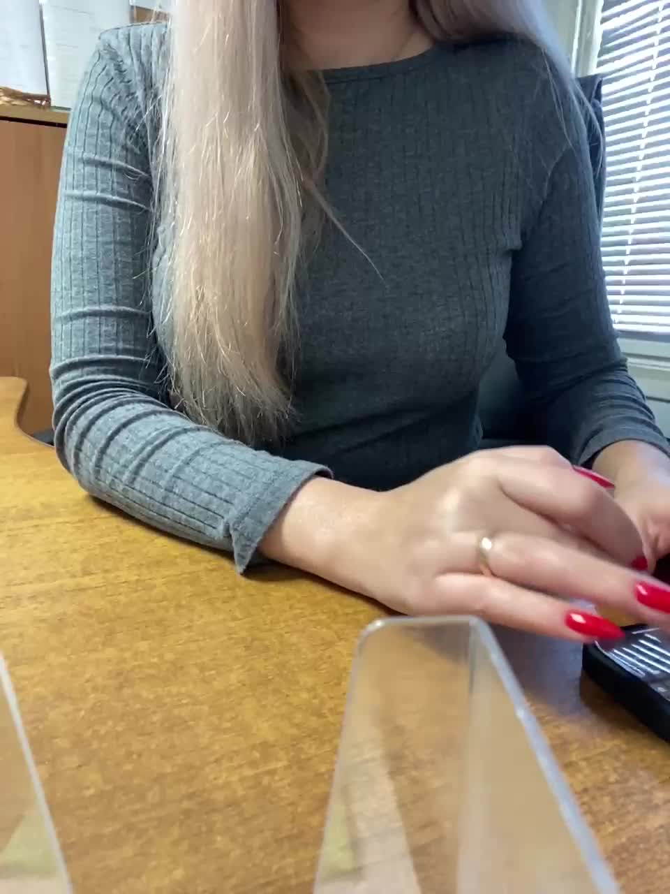 View or download file bitingkitty on 2024-10-30 from bongacams