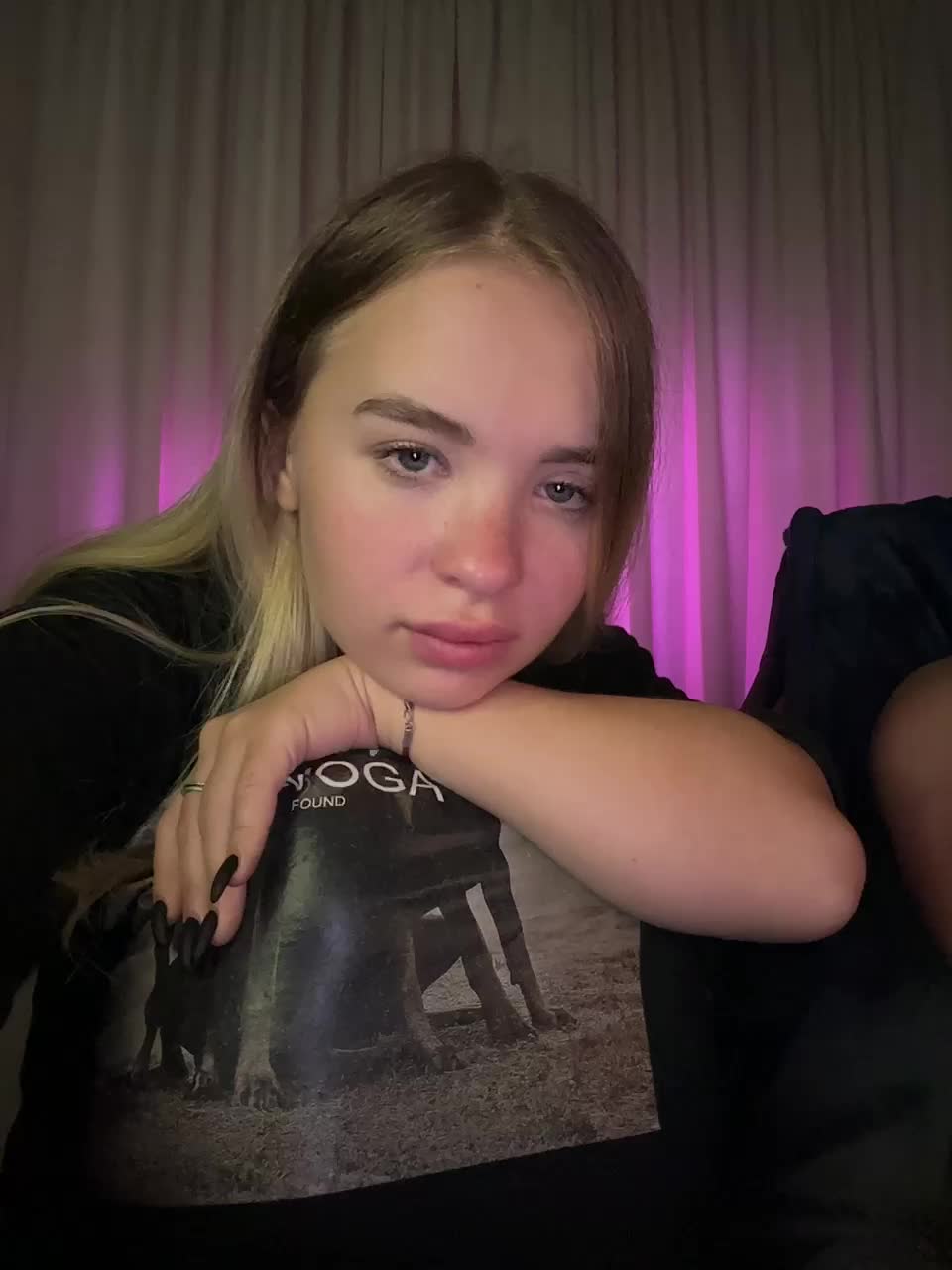 View or download file xkery on 2024-11-01 from bongacams