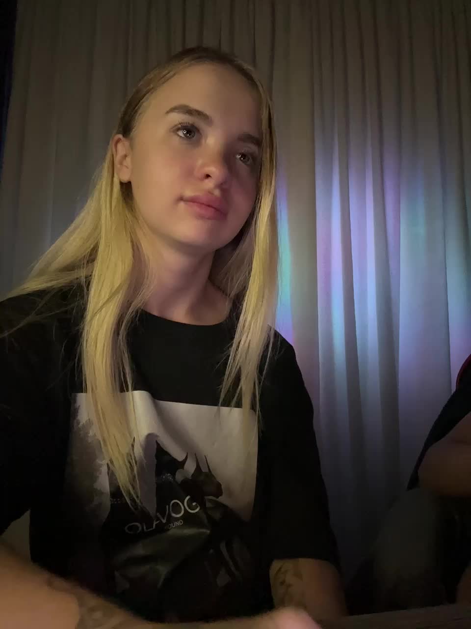 View or download file xkery on 2024-11-01 from bongacams