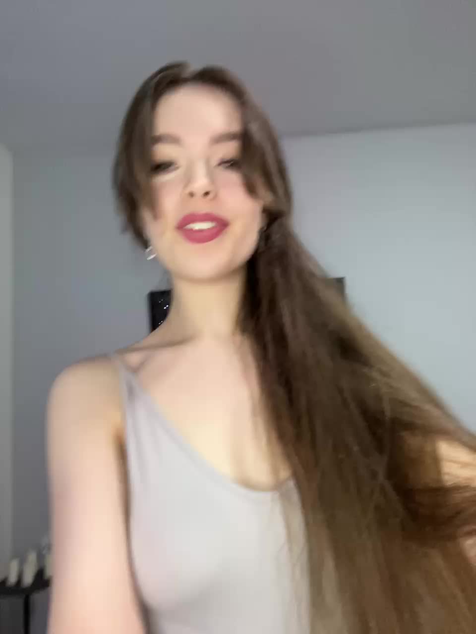 View or download file ladyemily on 2024-11-05 from bongacams