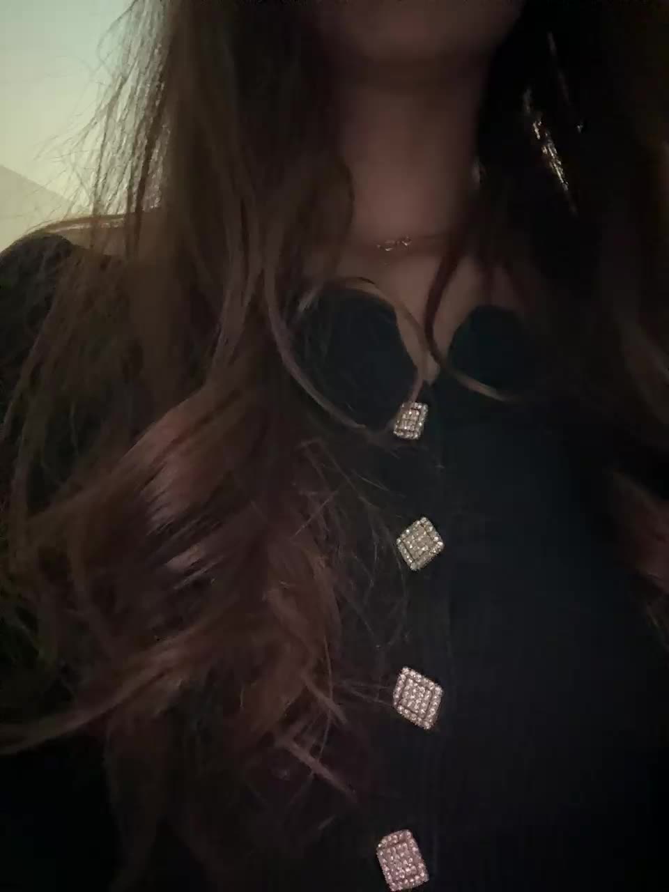 View or download file alliina_leee on 2024-11-09 from bongacams