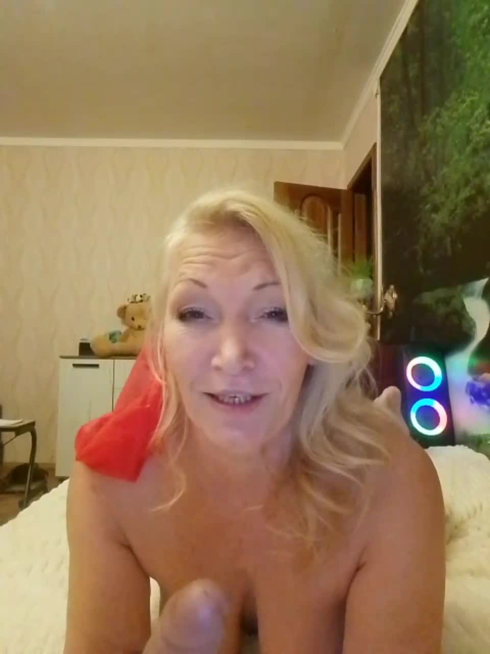 View or download file lizsage on 2024-11-11 from bongacams