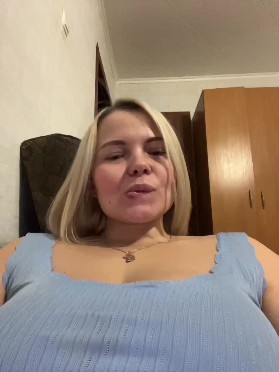 View or download file kristinbrita on 2024-11-12 from bongacams