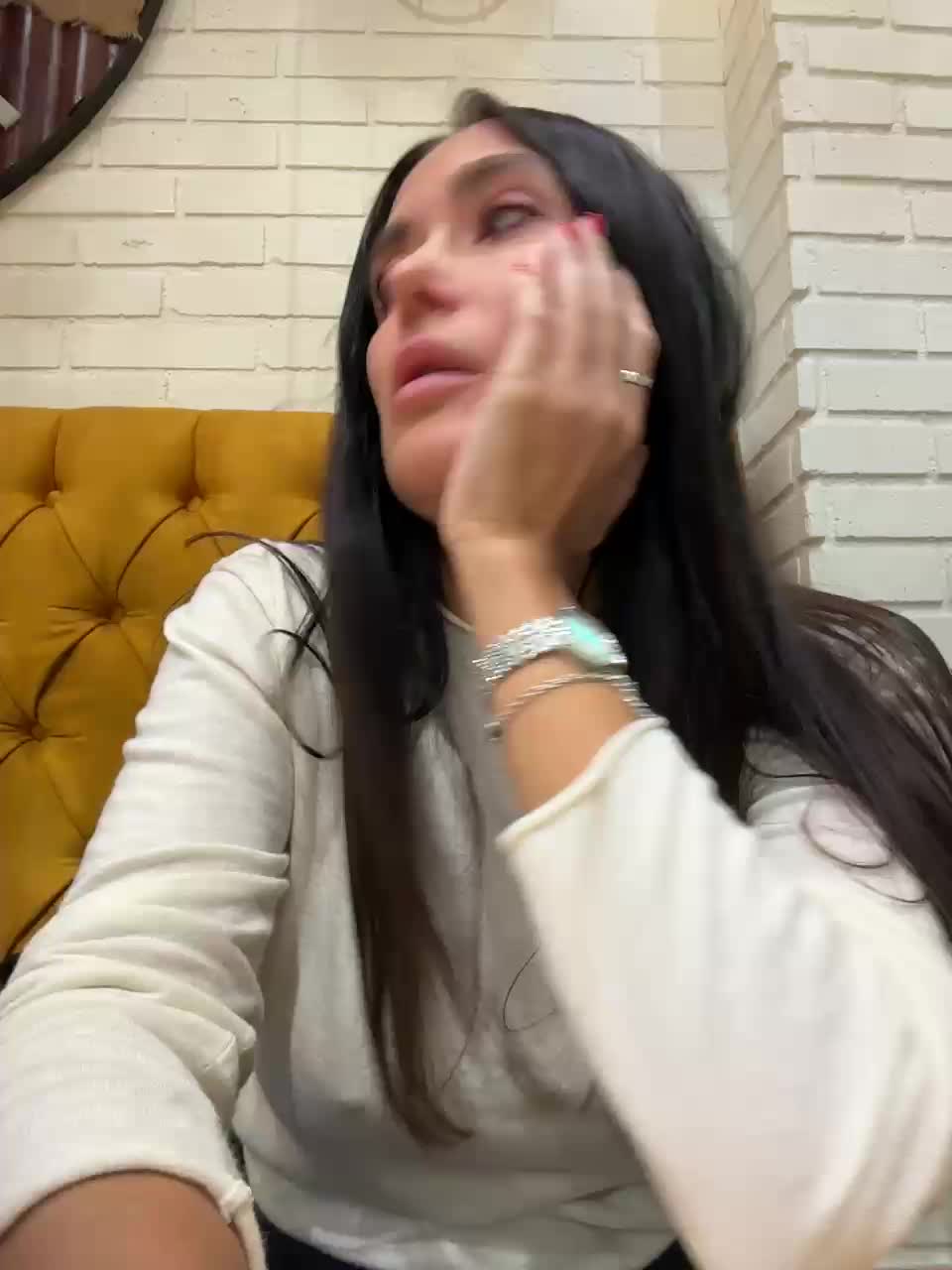 View or download file linahelen on 2024-11-13 from bongacams