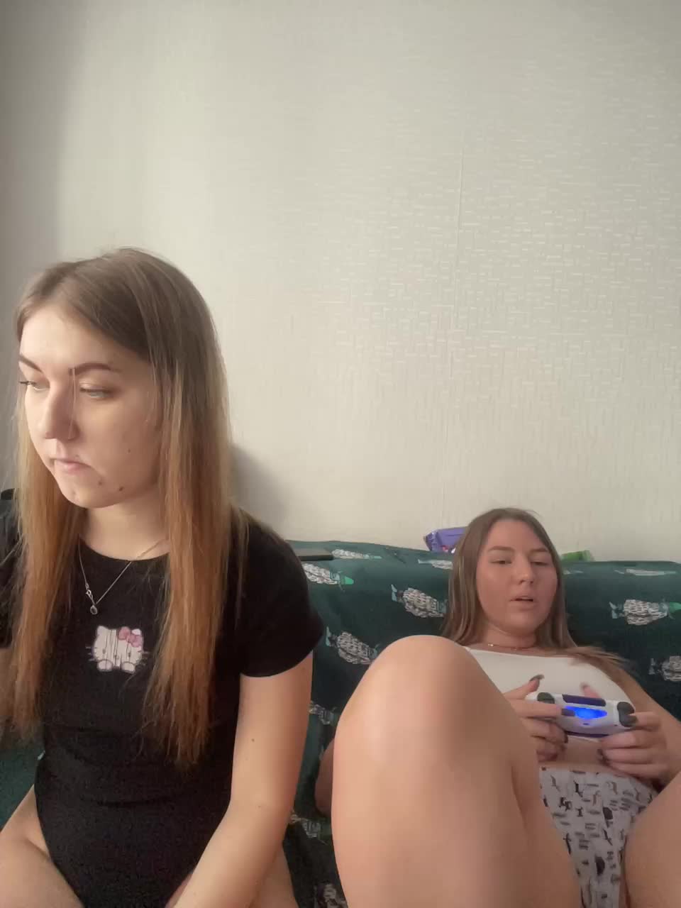 View or download file karolina7 on 2024-11-15 from bongacams