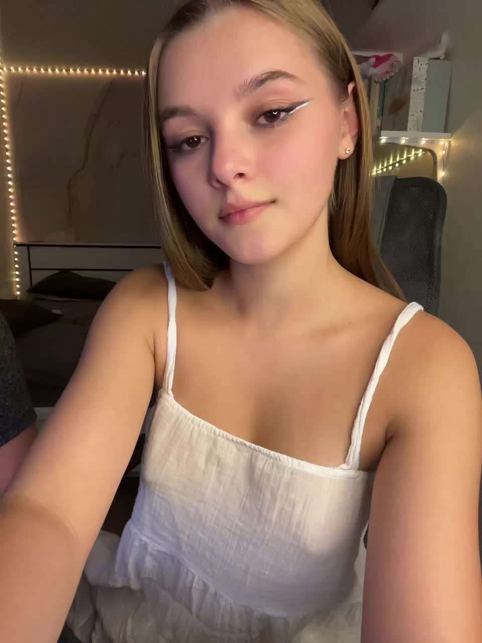 View or download file tenderpassion on 2024-11-15 from bongacams