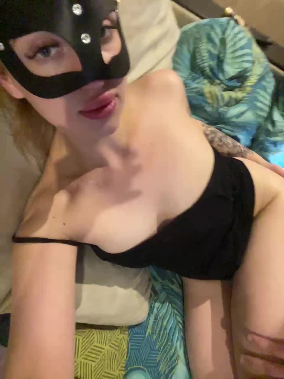 View or download file ernieflossy on 2024-11-16 from bongacams