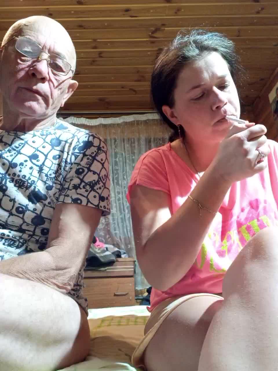 View or download file cindyxerics on 2024-11-17 from bongacams