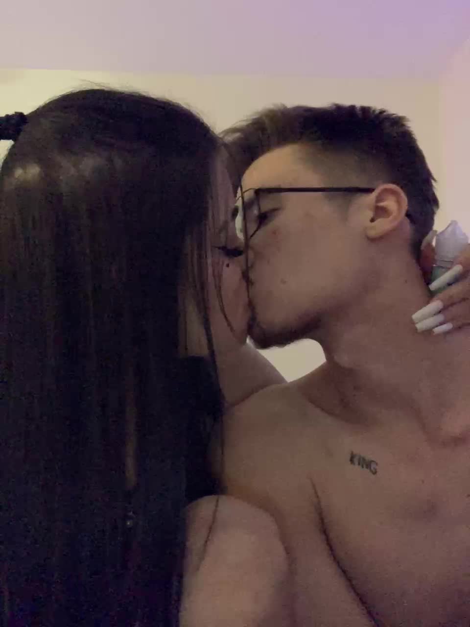 View or download file nikandst on 2024-11-18 from bongacams