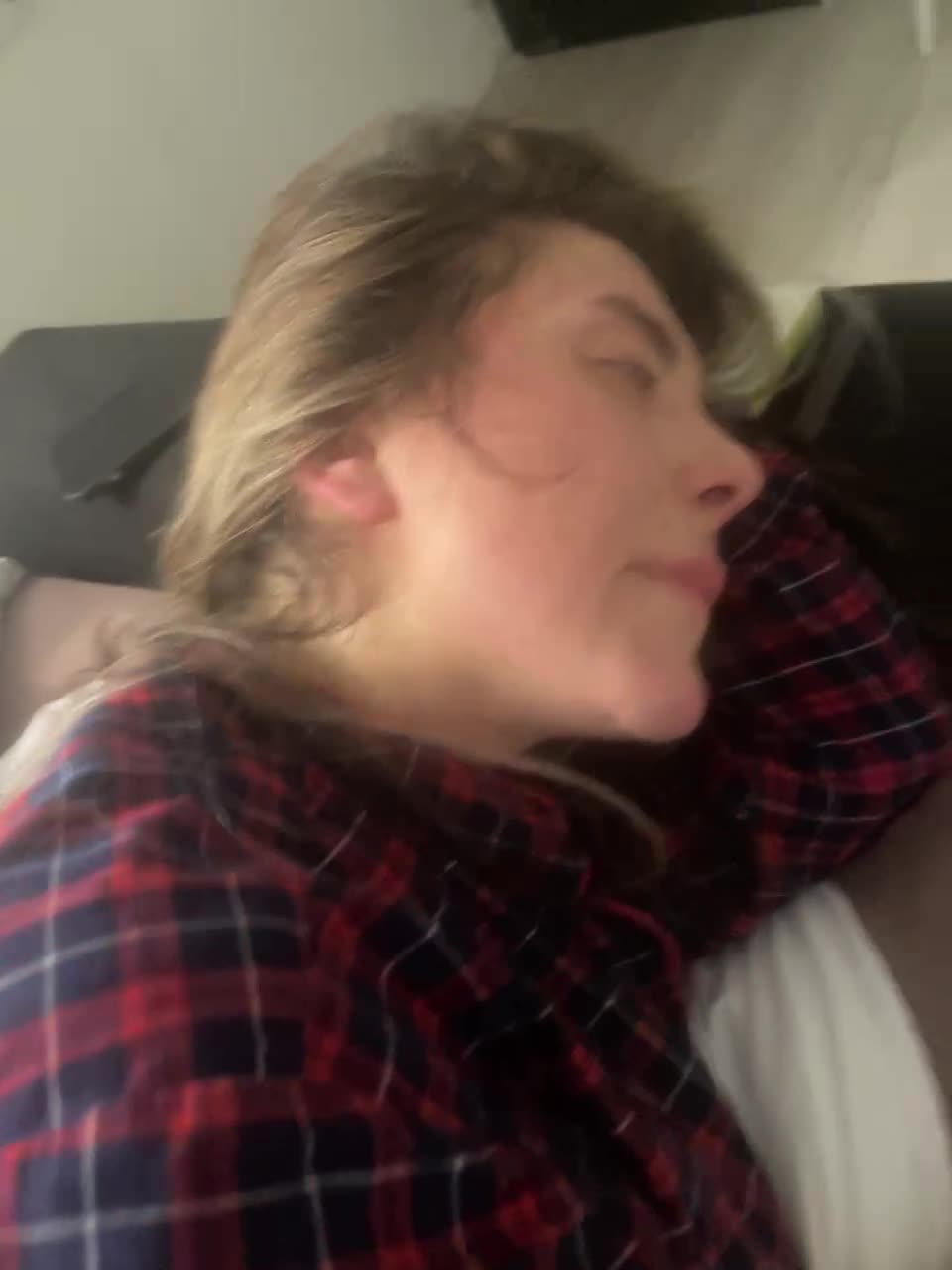 View or download file posledni1geroi1 on 2024-11-18 from bongacams