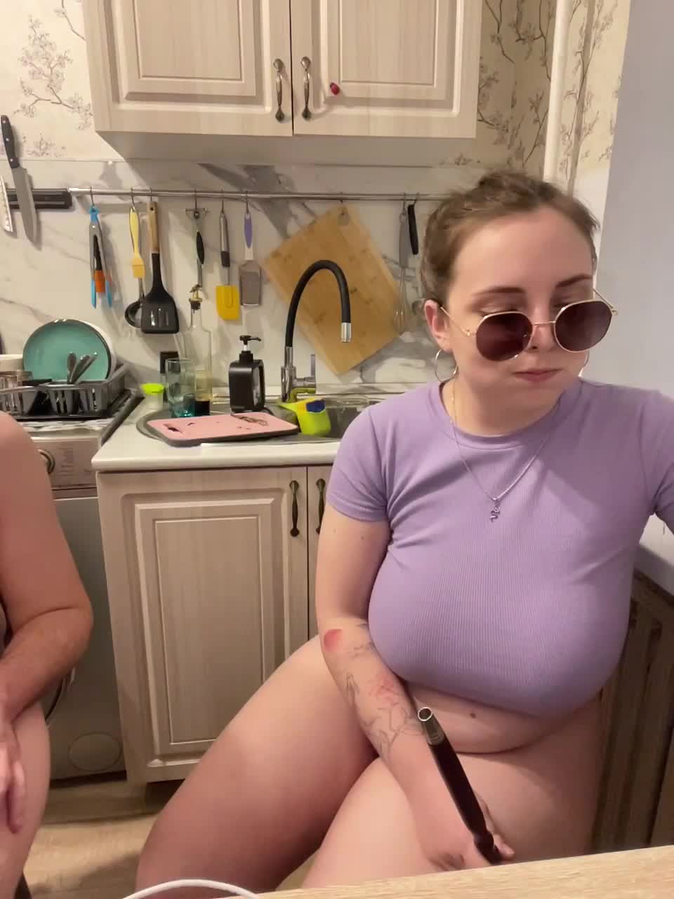 View or download file red_rooms on 2024-11-20 from bongacams