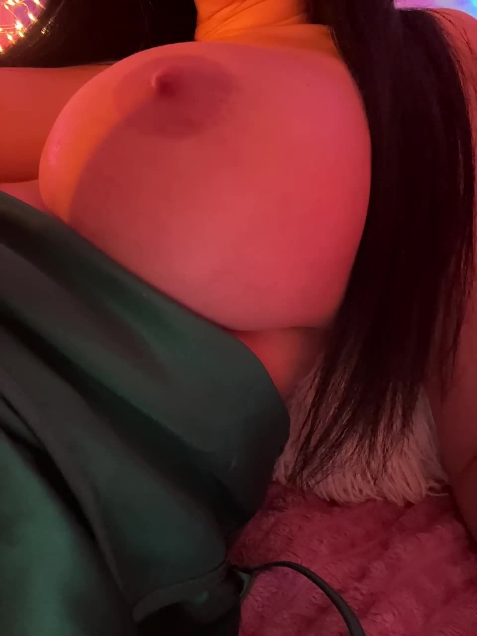 View or download file dianacharming on 2024-11-21 from bongacams