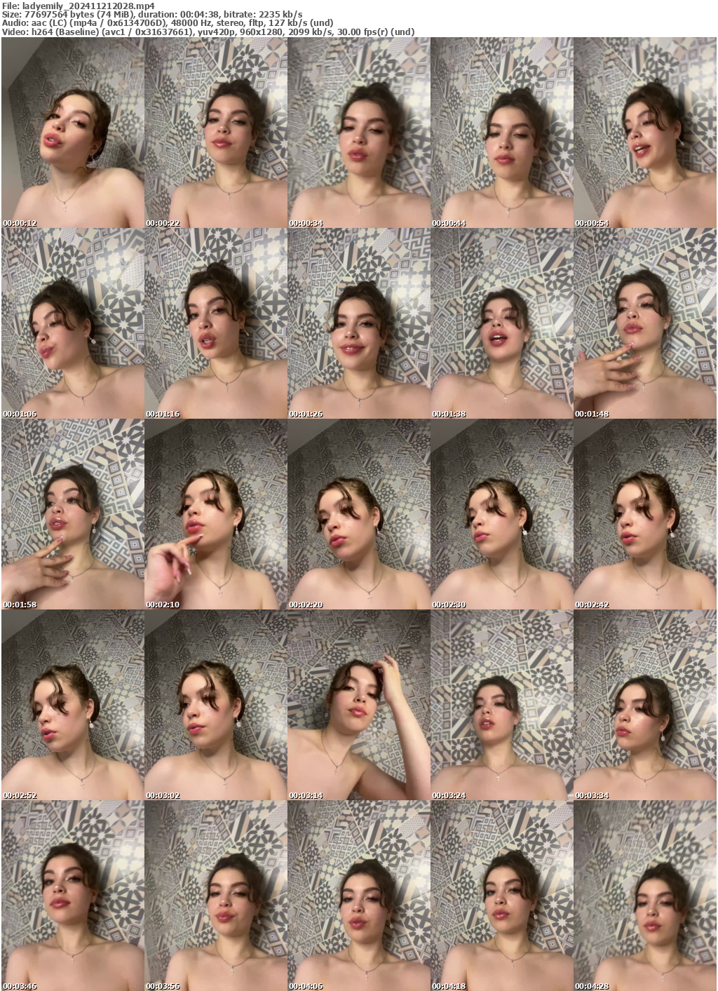 Preview thumb from ladyemily on 2024-11-21 @ bongacams