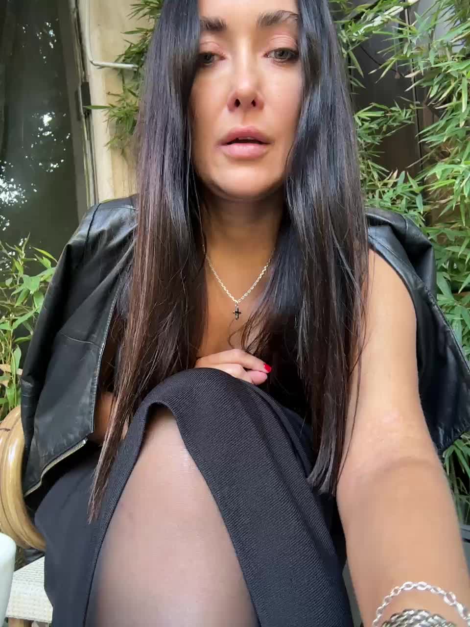 View or download file linahelen on 2024-11-21 from bongacams