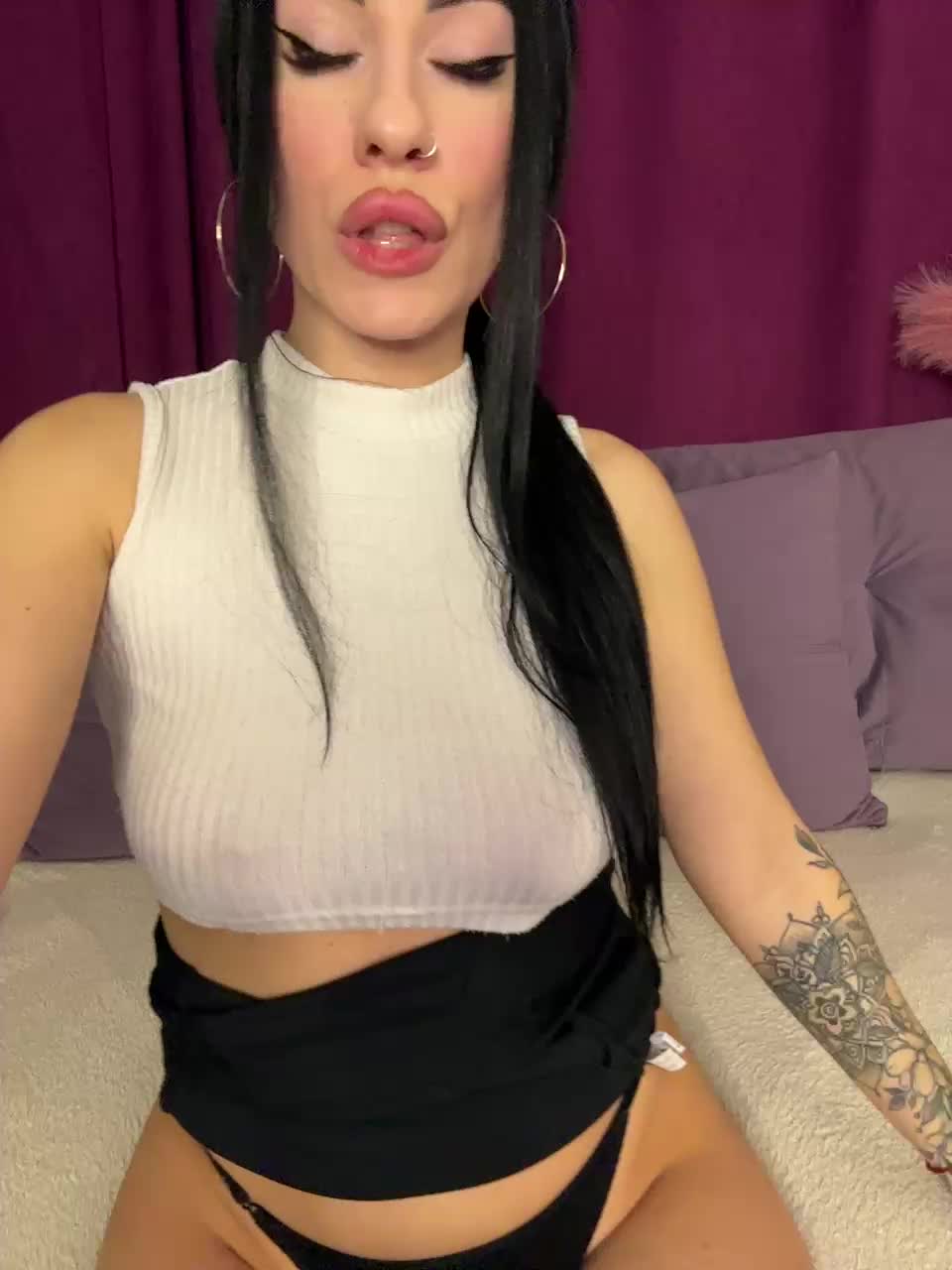 View or download file missjasmine07 on 2024-11-21 from bongacams