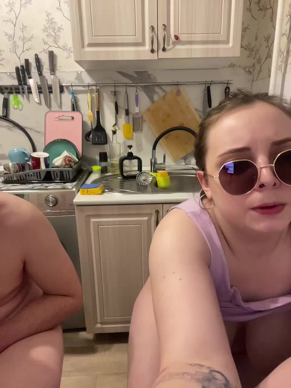 View or download file red_rooms on 2024-11-21 from bongacams