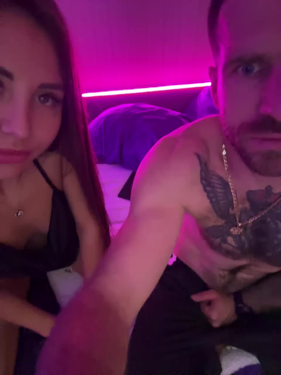 View or download file vishenka_mishka on 2024-11-21 from bongacams