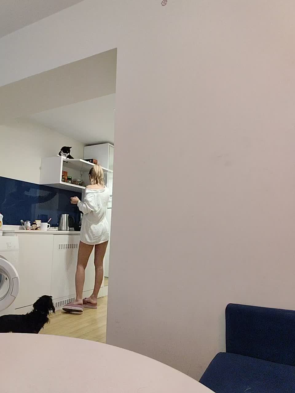 View or download file lola3000 on 2024-11-22 from bongacams