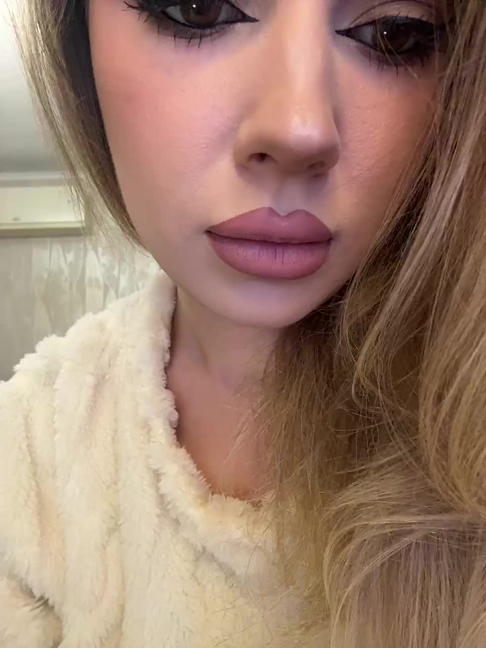 View or download file annadaisy1 on 2024-11-23 from bongacams