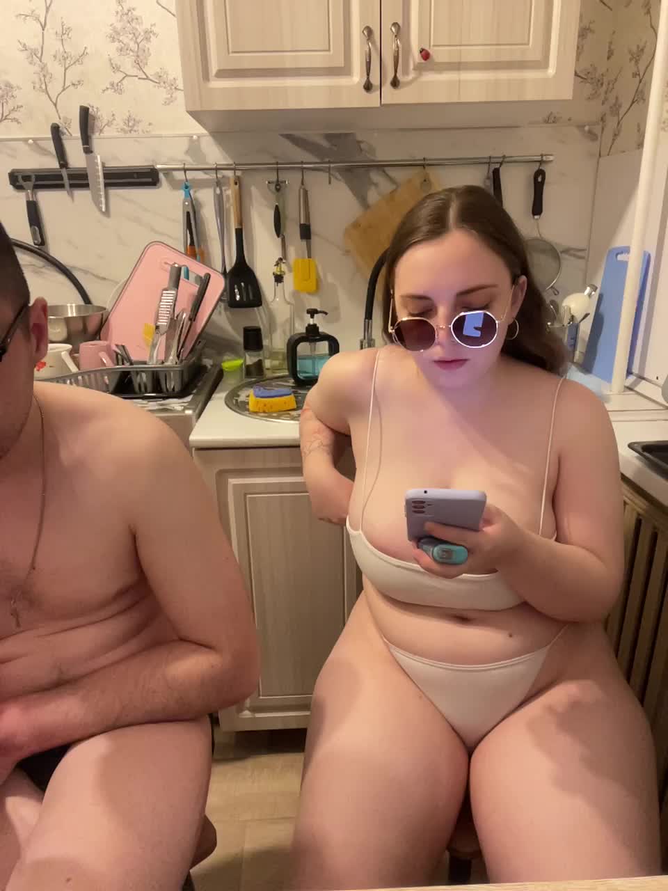 View or download file red_rooms on 2024-11-24 from bongacams