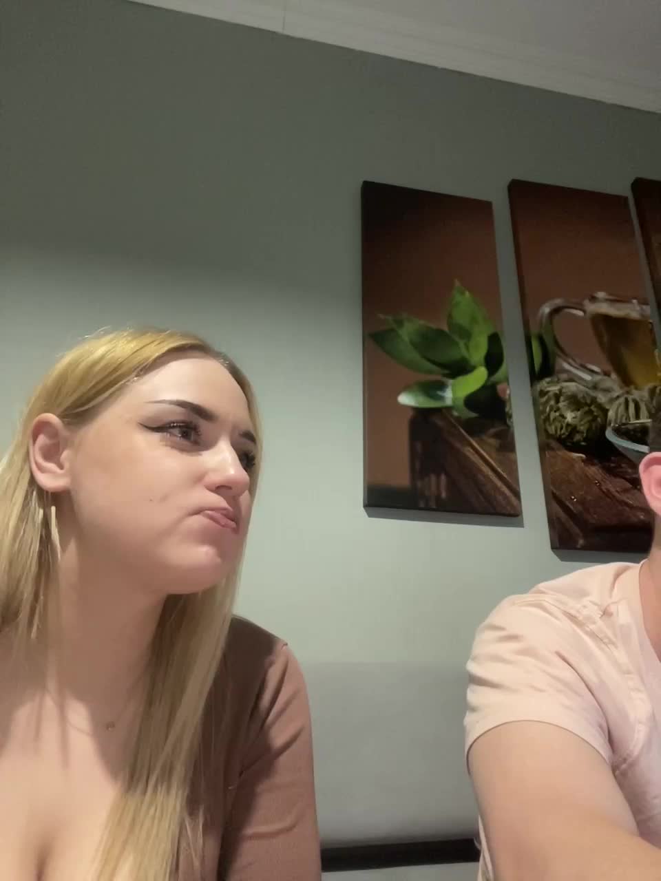 View or download file flamingoa on 2024-11-25 from bongacams