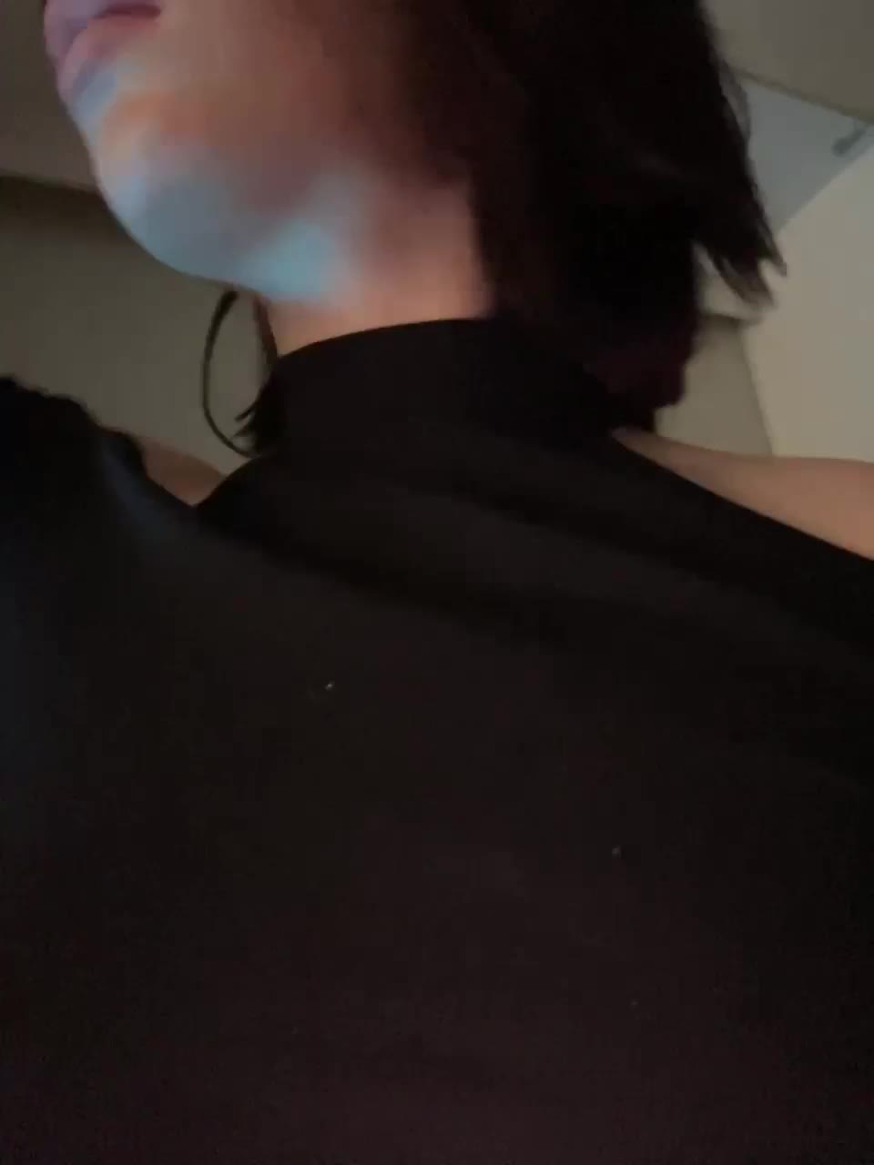 View or download file hotgirleva on 2024-11-25 from bongacams