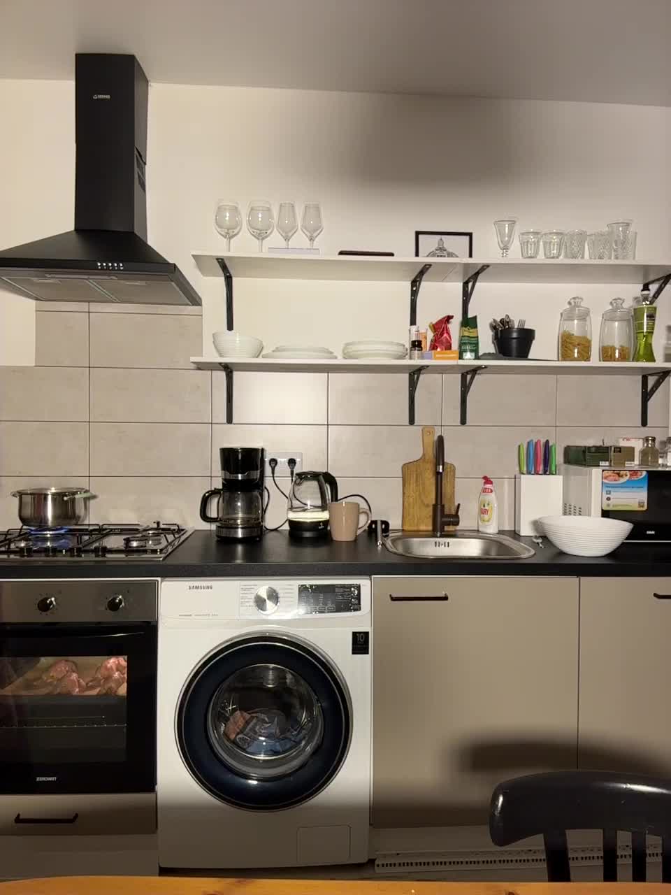 View or download file glammodelhoney on 2024-11-26 from bongacams