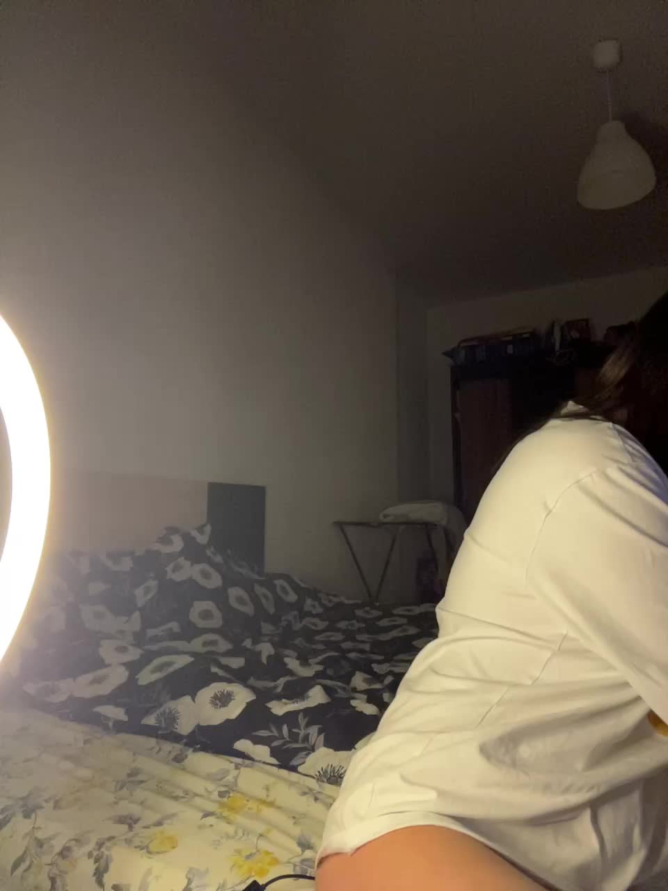 View or download file 1dory1 on 2024-11-27 from bongacams