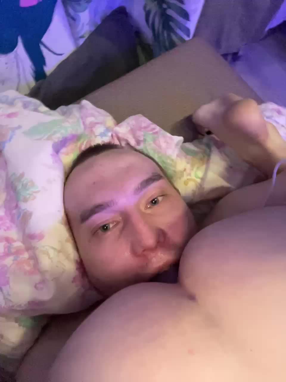 View or download file bonnyclayde666 on 2024-11-27 from bongacams