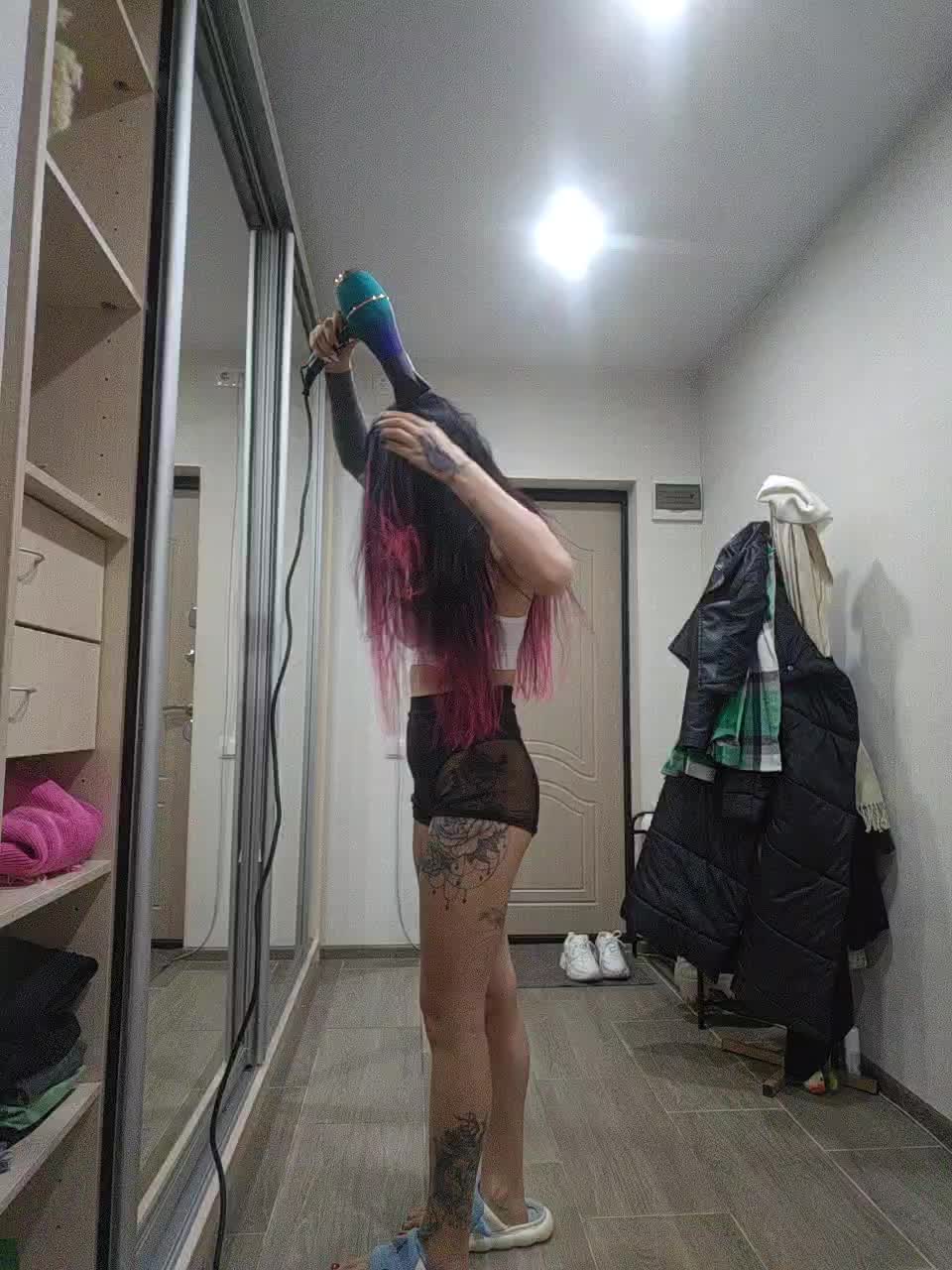 View or download file your_red_wine on 2024-11-28 from bongacams