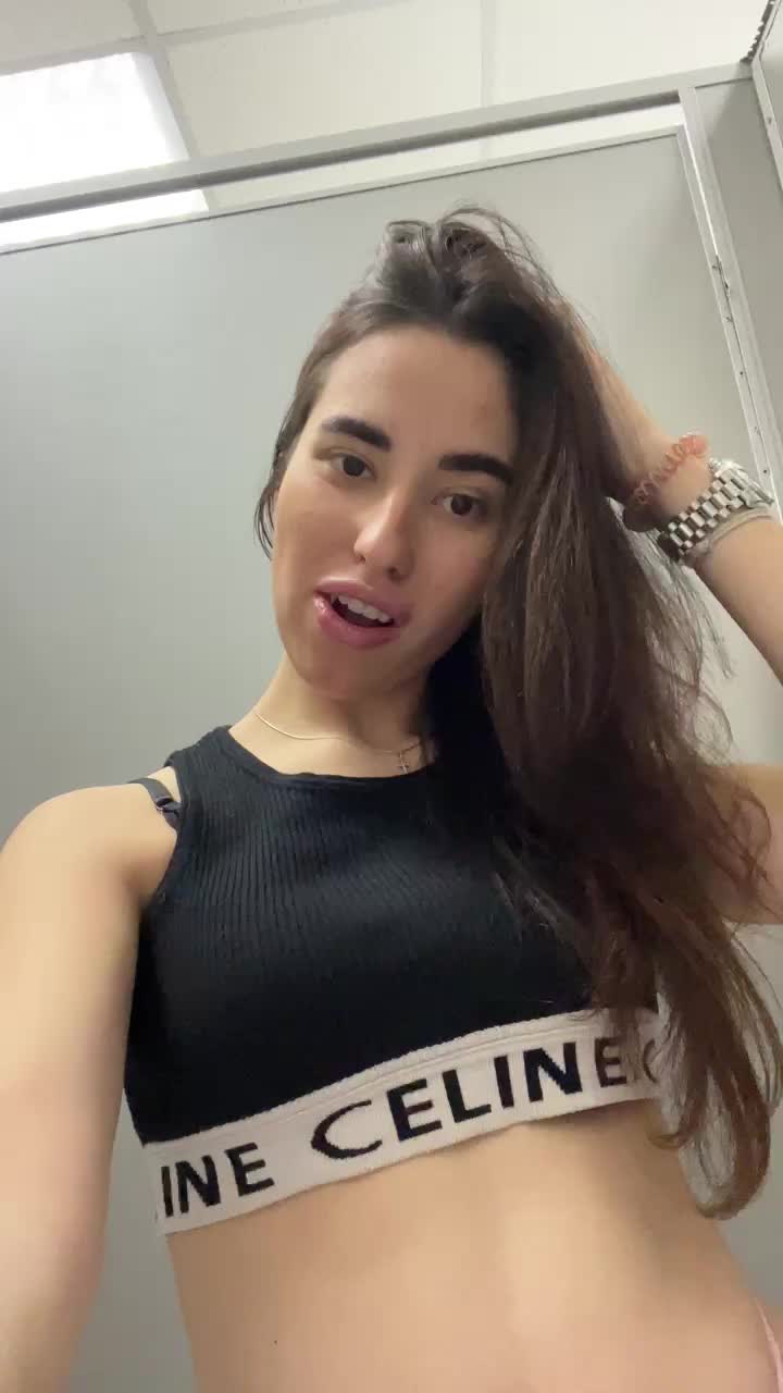 View or download file etokiska on 2024-11-30 from bongacams