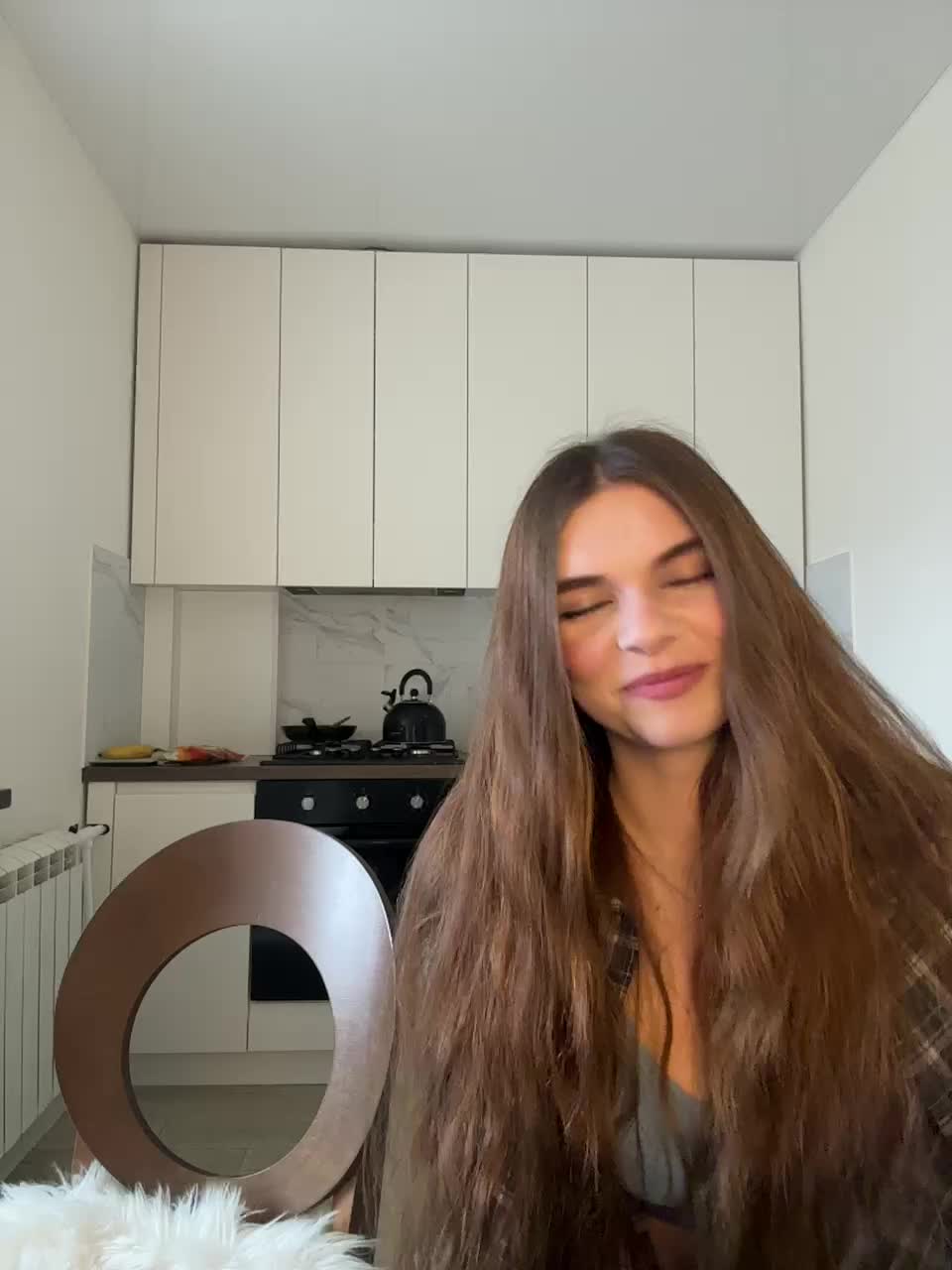 View or download file emilyandmira on 2024-12-01 from bongacams