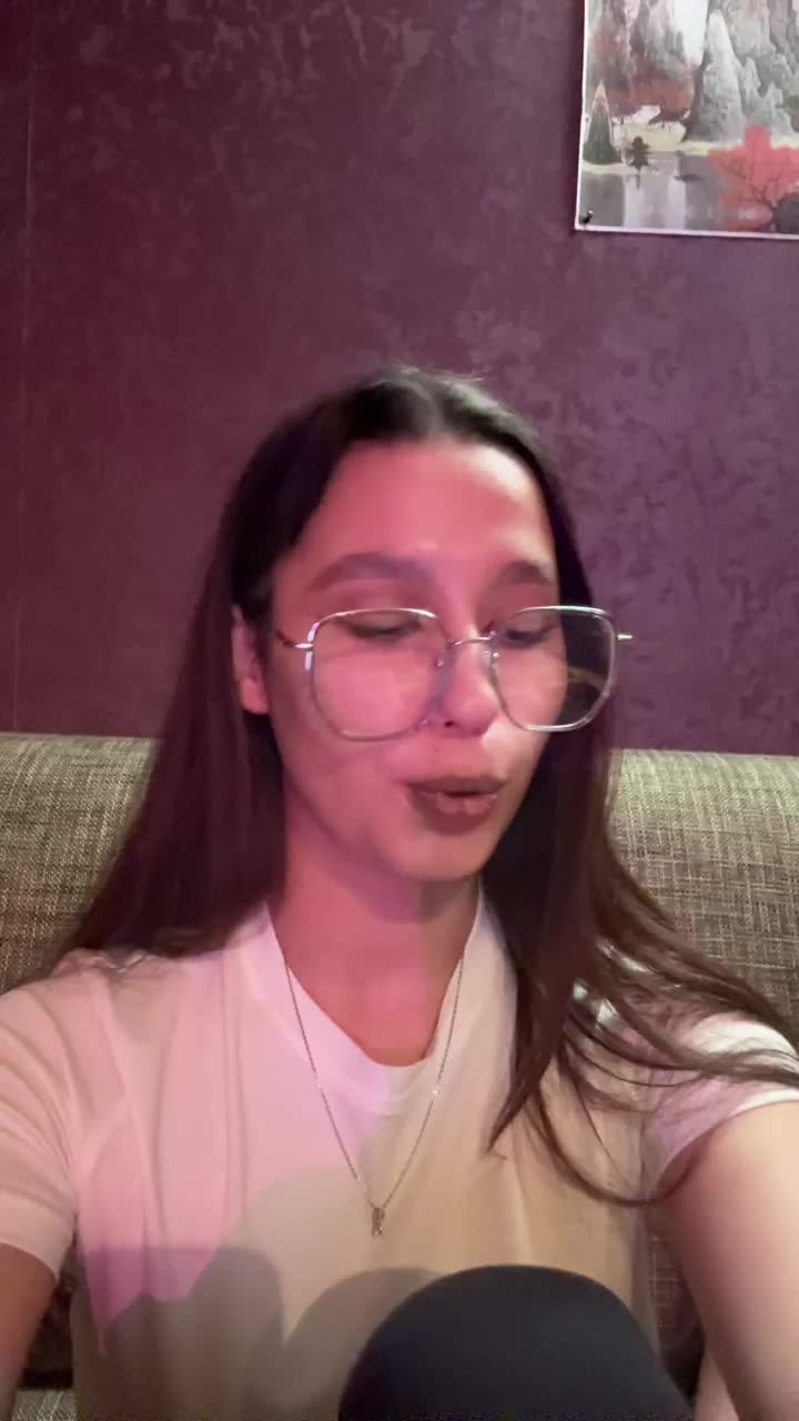 View or download file lunalina on 2024-12-01 from bongacams